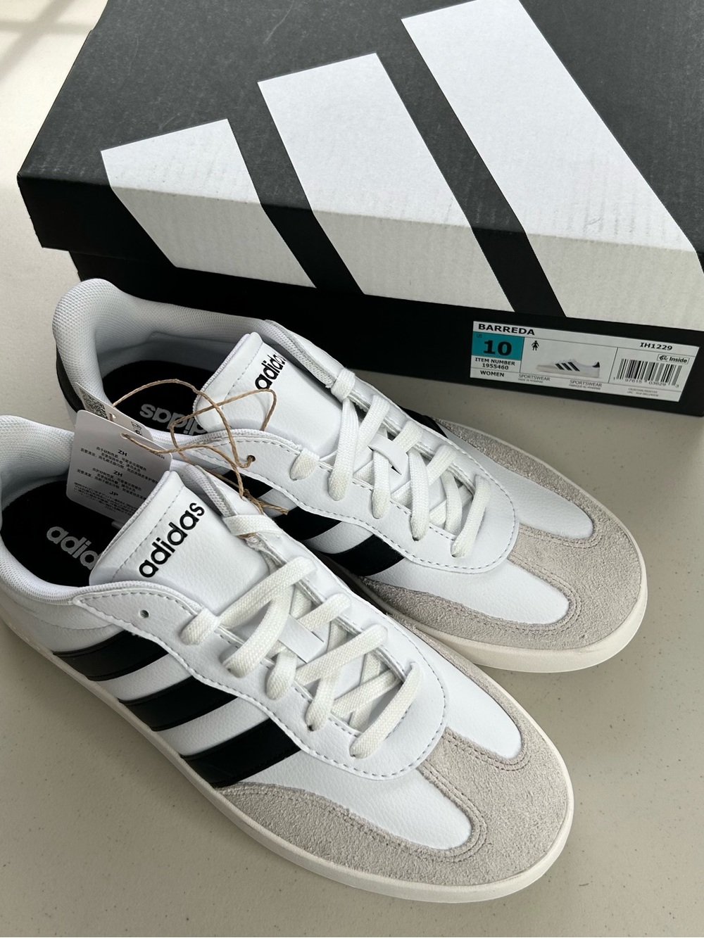 Adidas Shoes Women’s Size 10 Barred Sportswear  White Black Grey  New